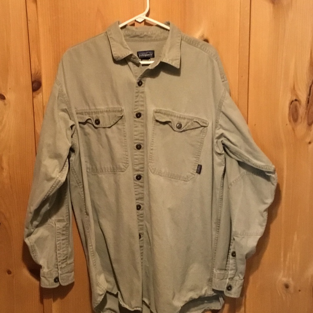 Vintage Patagonia “Canvas Shirt”
Organic cotton
Late 90’s
Men’s XL